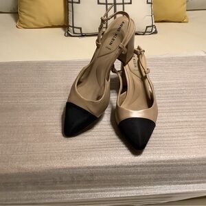 Anne KleinFlex Black and Tan Heels